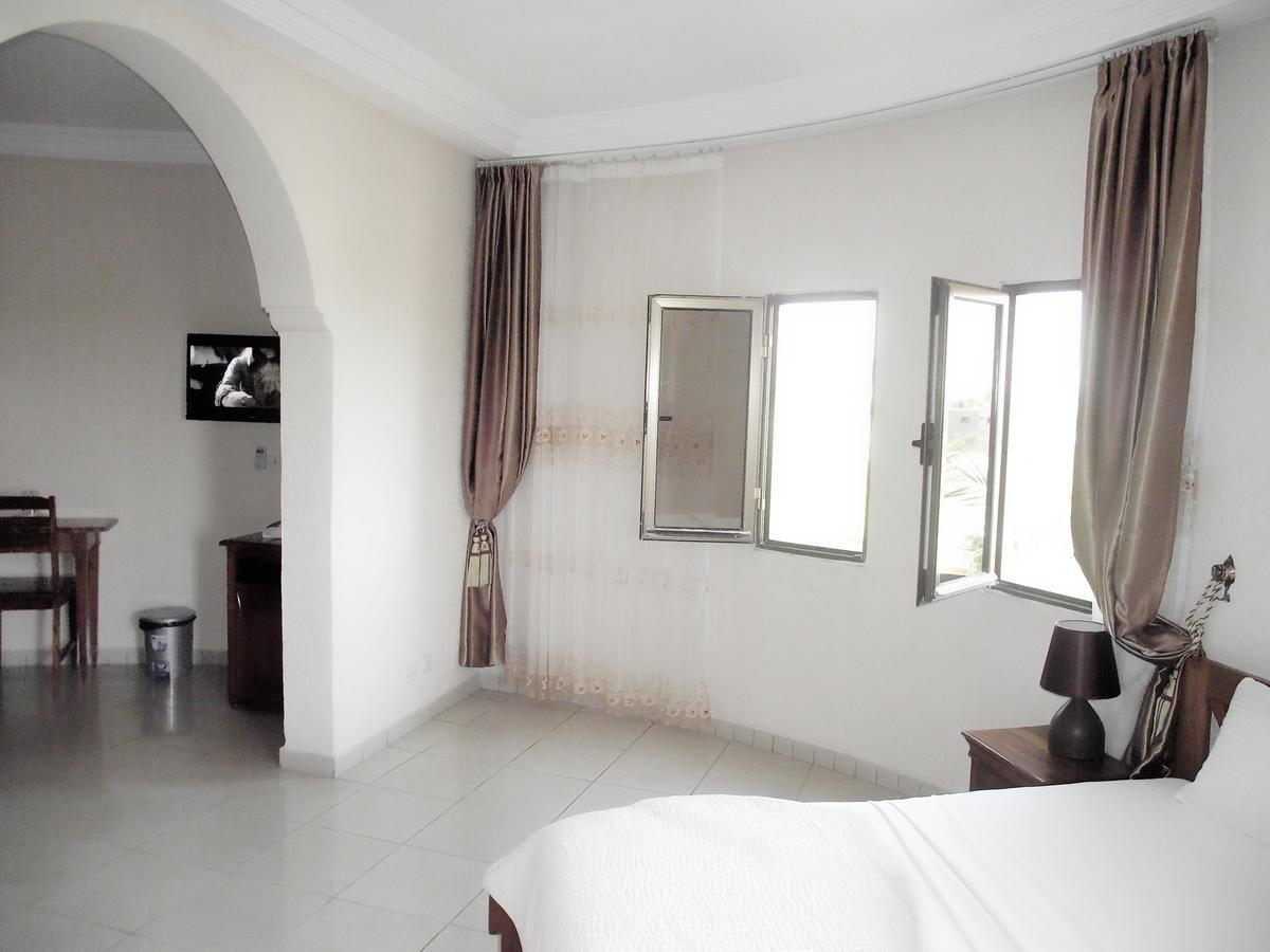 Hotel Ghis Palace Baguida Экстерьер фото