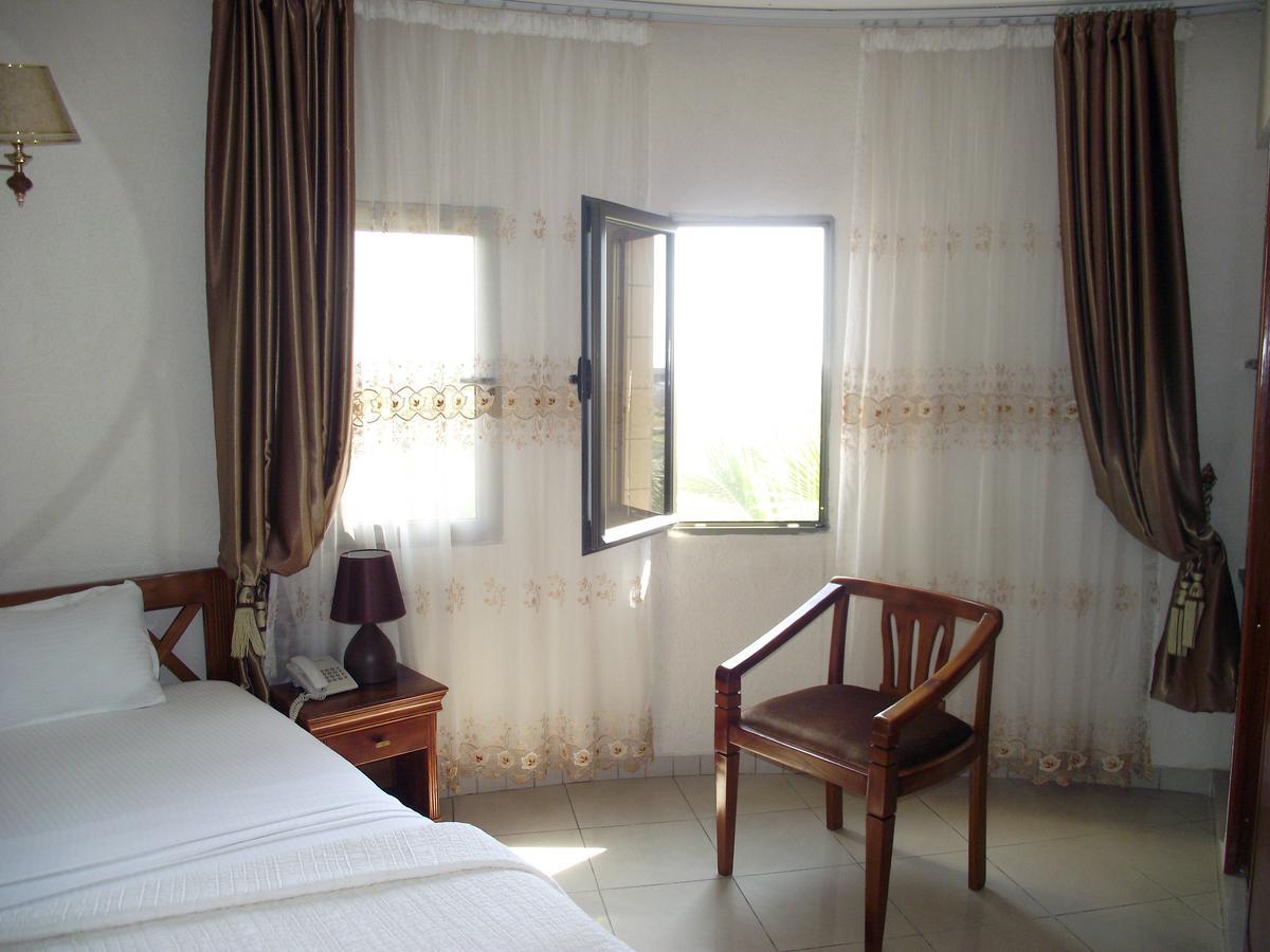 Hotel Ghis Palace Baguida Экстерьер фото