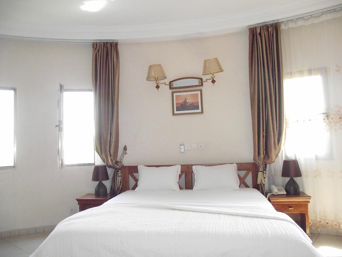 Hotel Ghis Palace Baguida Экстерьер фото