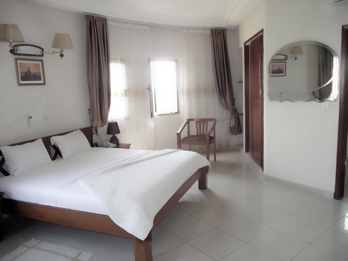 Hotel Ghis Palace Baguida Экстерьер фото