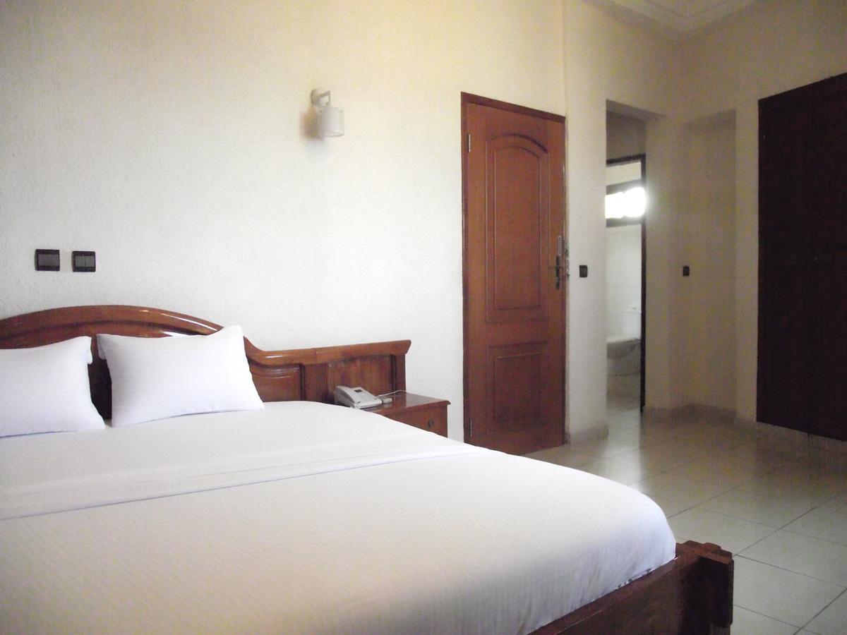 Hotel Ghis Palace Baguida Экстерьер фото