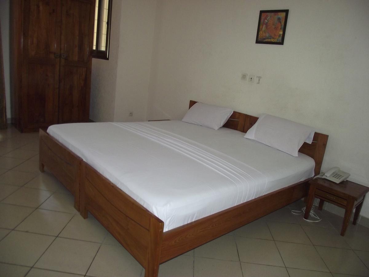 Hotel Ghis Palace Baguida Экстерьер фото